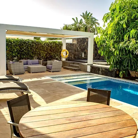别墅 Casa Yuna With Heated Pool In El Roque