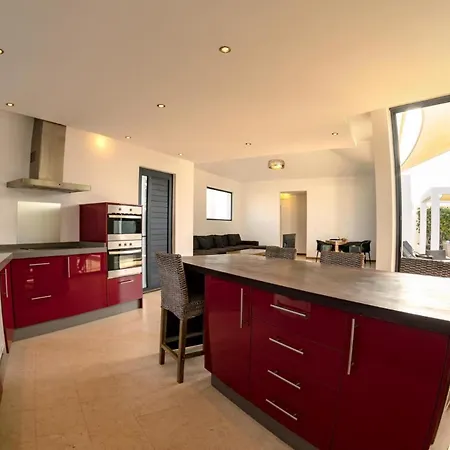 Βίλα Casa Yuna With Heated Pool In El Roque